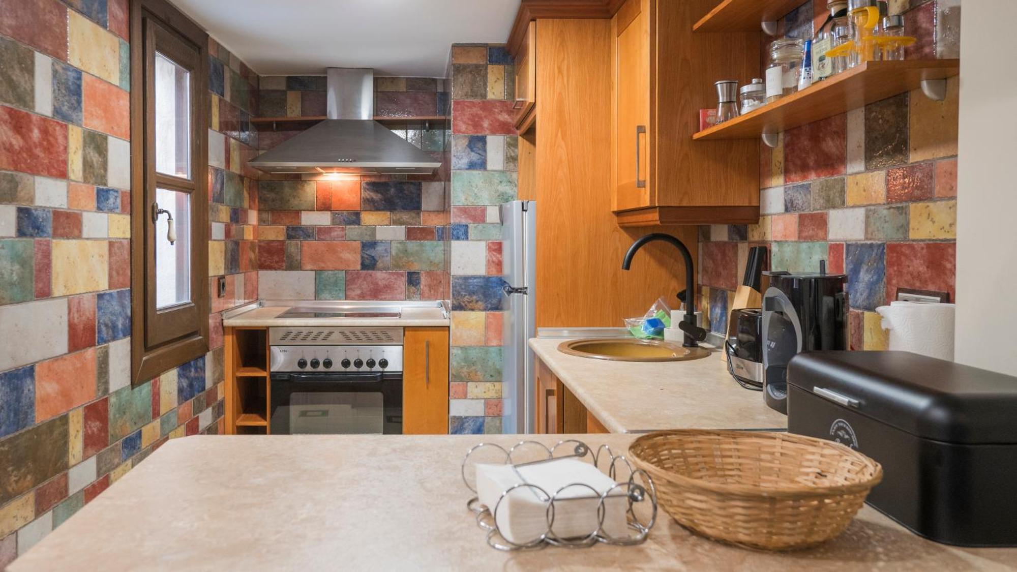 Apartamentos Las Teresitas Junto A La Catedral Толедо Екстериор снимка