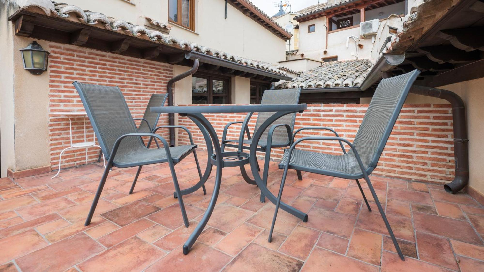 Apartamentos Las Teresitas Junto A La Catedral Толедо Екстериор снимка
