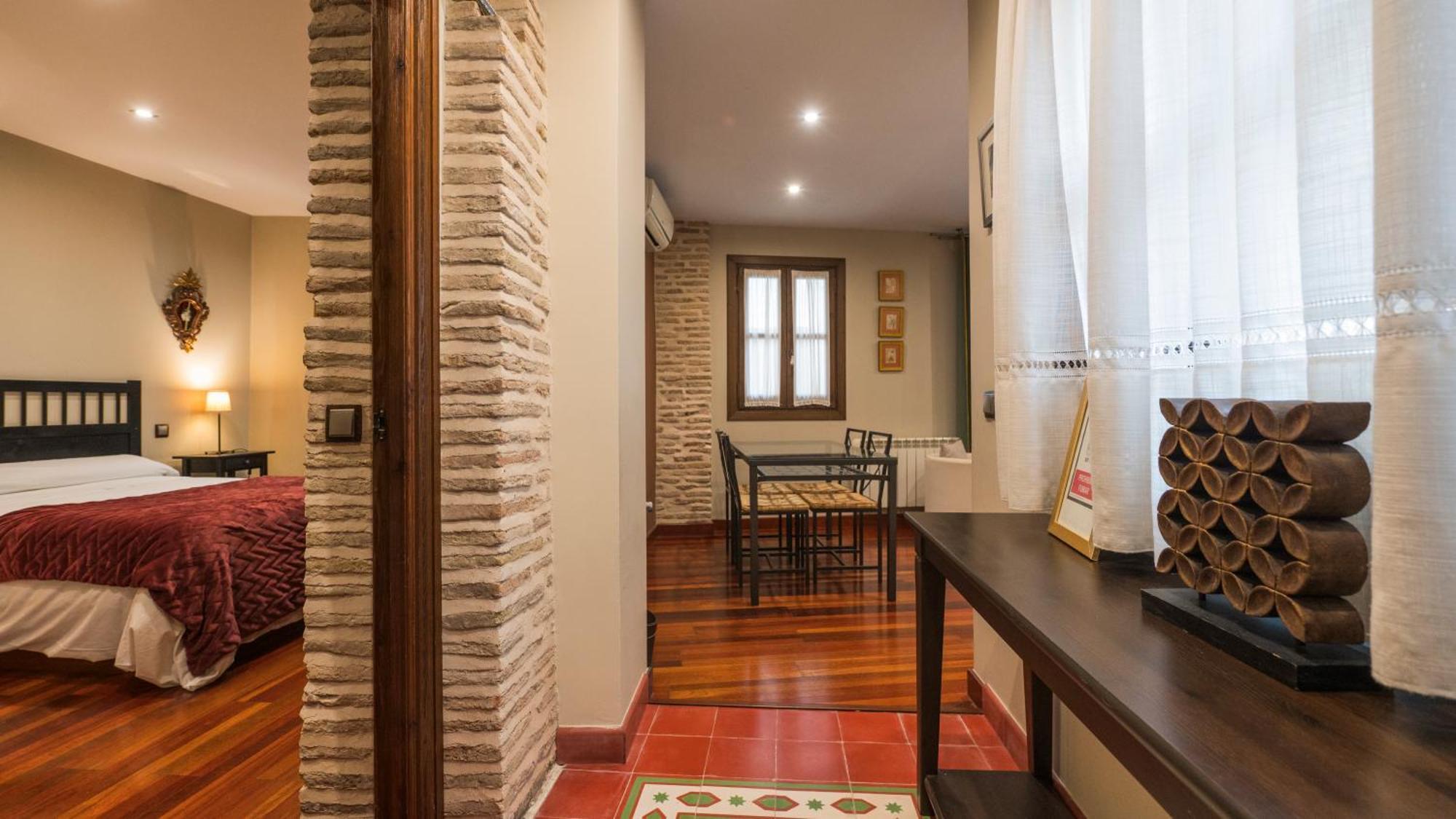 Apartamentos Las Teresitas Junto A La Catedral Толедо Стая снимка