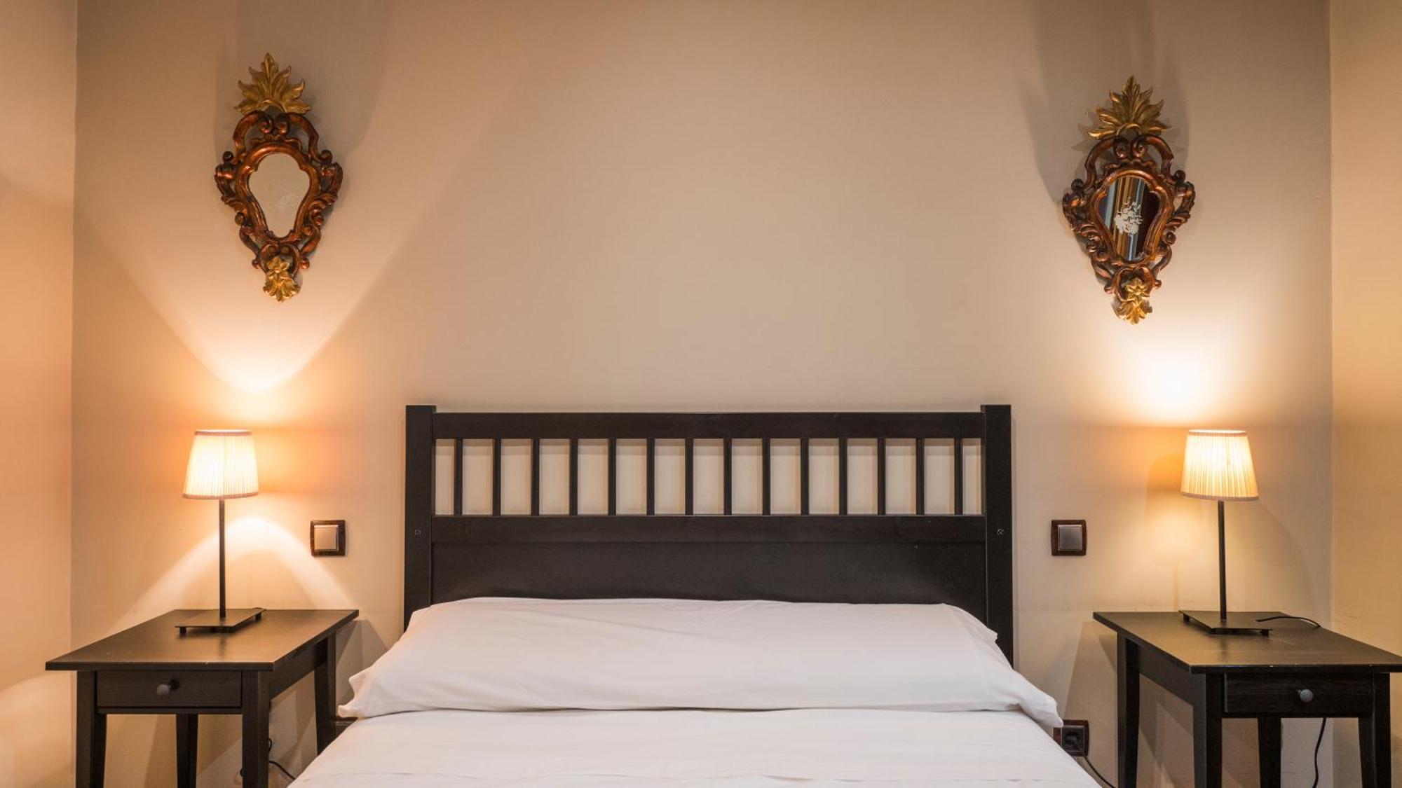 Apartamentos Las Teresitas Junto A La Catedral Толедо Стая снимка